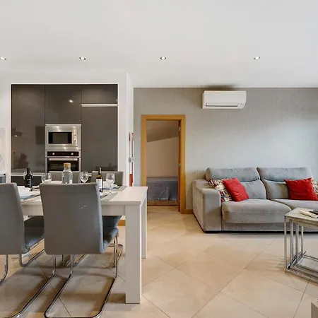 Tourismer F Apartment